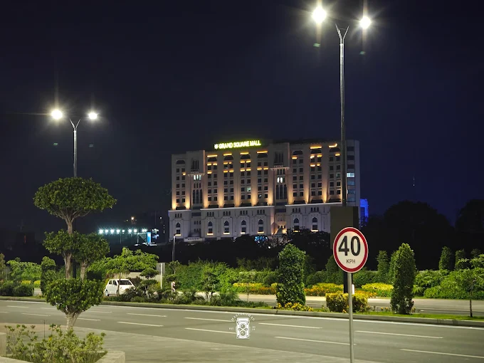 CBD Punjab · Kalma Chowk, Crest LED installation